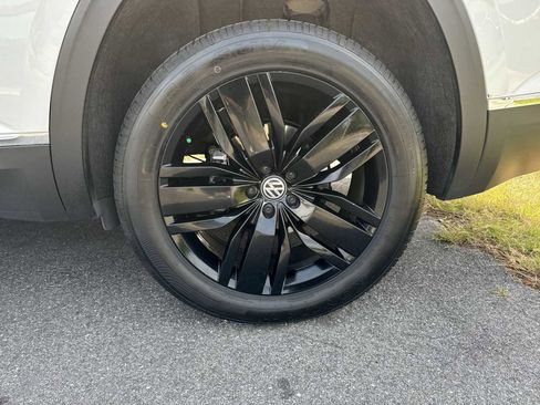 Used 2019 Volkswagen Atlas SEL Premium AWD/4WD image 16