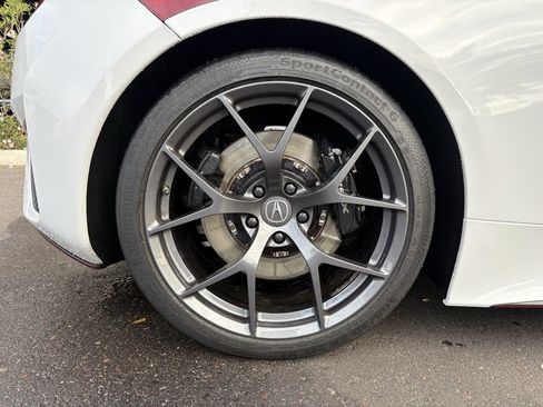 Used 2017 Acura NSX image 5