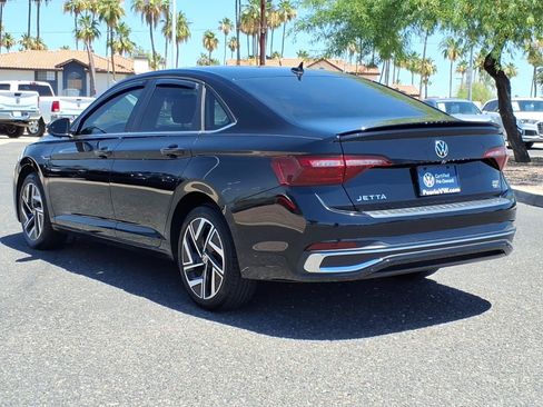 Certified 2024 Volkswagen Jetta SEL FWD image 5