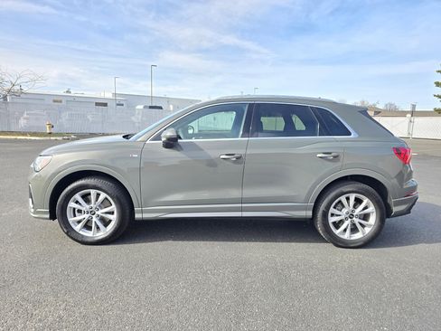 Certified 2025 Audi Q3 2.0T Premium w/ Convenience Package image 34