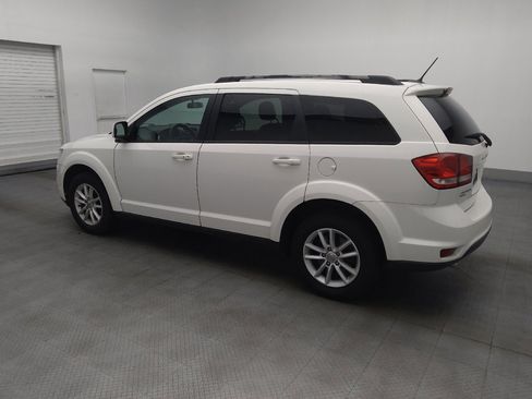 Used 2017 Dodge Journey SXT w/ Comfort/Convenience Group AWD/4WD image 3