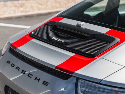 Used 2016 Porsche 911 R RWD image 30