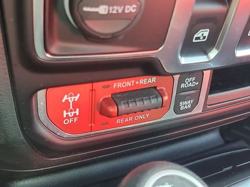 Used 2022 Jeep Wrangler Rubicon w/ Steel Bumper Group AWD/4WD image 24