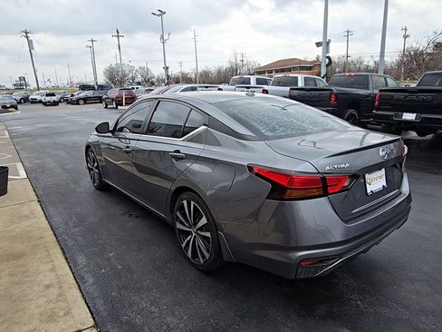 Used 2019 Nissan Altima 2.5 SR w/ SR Premium Package image 7