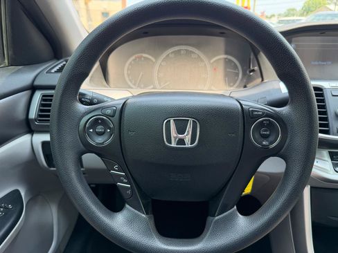Used 2015 Honda Accord LX image 17