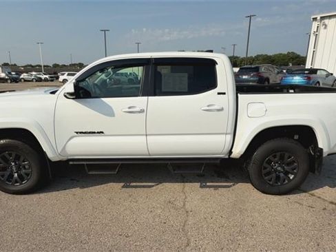 Used 2023 Toyota Tacoma SR image 36