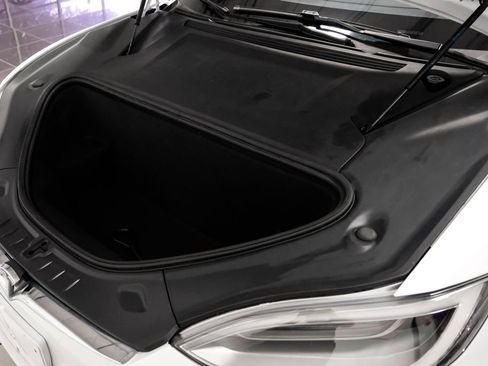 Used 2020 Tesla Model S Long Range image 40