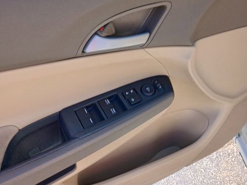 Used 2009 Honda Accord LX-P image 12