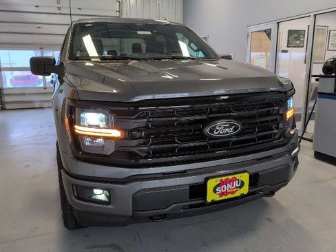 New 2026 Ford F150 XLT w/ XLT Black Appearance Package AWD/4WD image 33