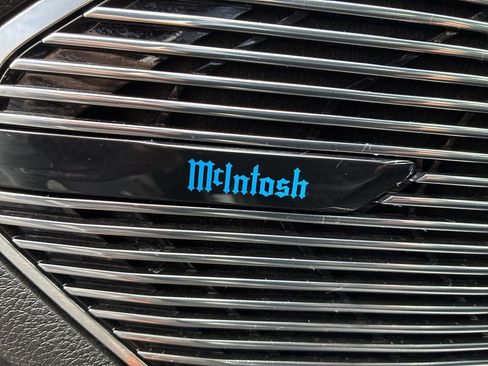 Used 2022 Jeep Grand Cherokee Overland w/ MOPAR Finishing Package image 26