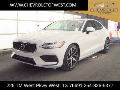 Used 2020 Volvo S60 T5 Momentum w/ Premium Package