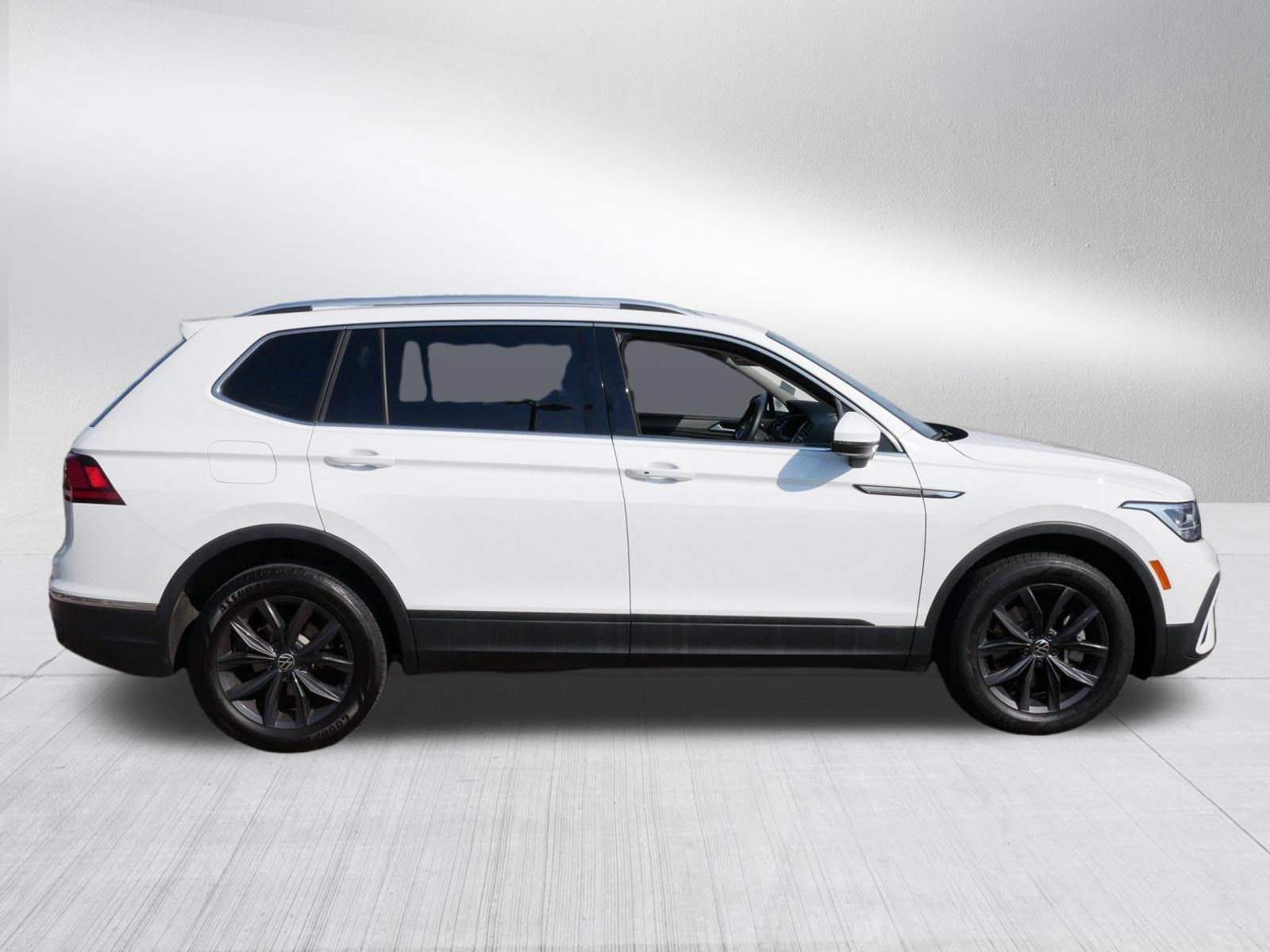 Certified 2024 Volkswagen Tiguan SE AWD/4WD image 8
