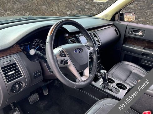 Used 2019 Ford Flex Limited AWD/4WD image 9