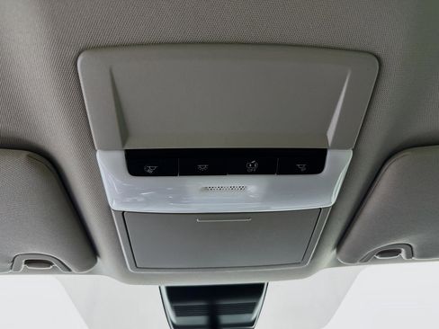 Used 2023 Nissan Altima 2.5 SV FWD image 18