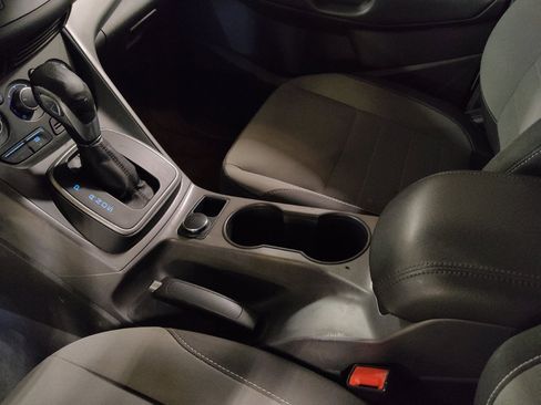 Used 2014 Ford Escape SE FWD image 26