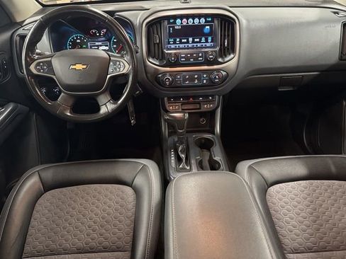 Used 2018 Chevrolet Colorado Z71 AWD/4WD image 22