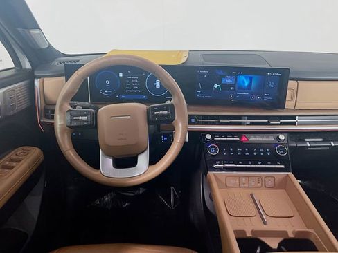 Used 2024 Hyundai Santa Fe Limited image 20