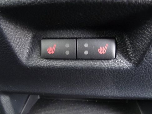 Used 2019 Ford Edge Titanium w/ Equipment Group 301A image 17