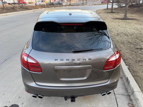 Used 2011 Porsche Cayenne S AWD/4WD image 5