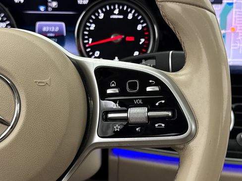 Used 2019 Mercedes-Benz E 300 image 35