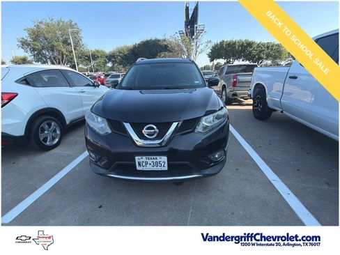 Used 2016 Nissan Rogue SL w/ SL Premium Package FWD image 2