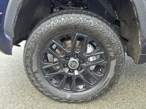 Used 2024 Toyota Tundra Limited image 10