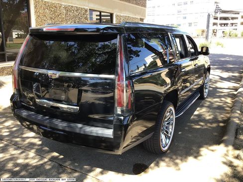 Used 2018 Cadillac Escalade ESV Luxury w/ LPO, Radiant Package RWD image 5