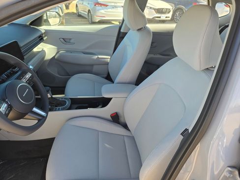 New 2026 Hyundai Kona SE image 16