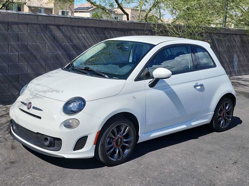 Used 2019 FIAT 500 Pop w/ Urbana Appearance Package FWD image 4