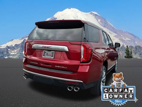 Used 2021 GMC Yukon Denali w/ Denali Premium Package image 2