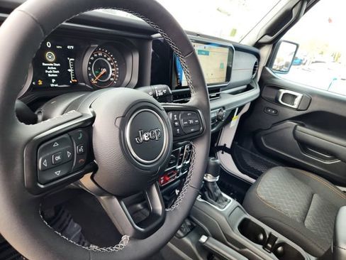 New 2026 Jeep Gladiator Mojave AWD/4WD image 13