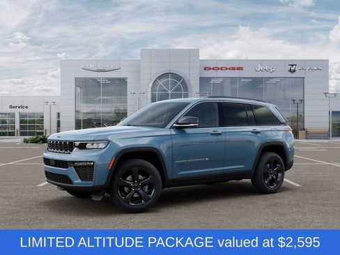New 2026 Jeep Grand Cherokee Limited w/ Limited Altitude Package AWD/4WD image 2