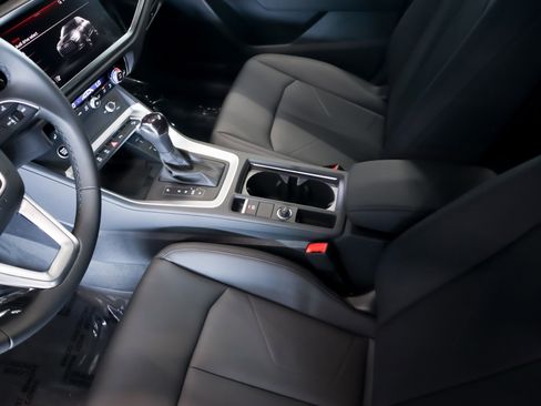 New 2025 Audi Q3 2.0T Premium image 20