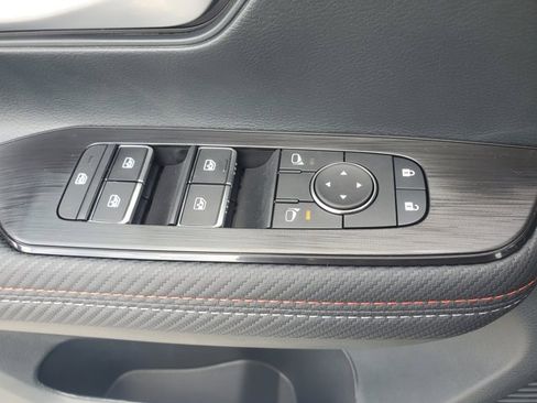 New 2026 Nissan Kicks SR image 10