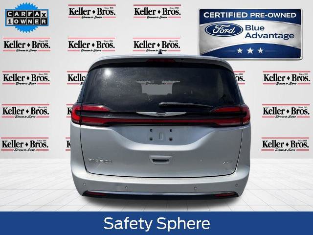 Used 2023 Chrysler Pacifica Touring-L AWD/4WD image 6