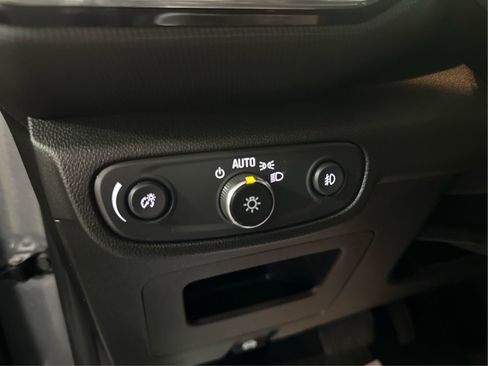 Certified 2022 Chevrolet TrailBlazer LT w/ Driver Confidence Package AWD/4WD image 19