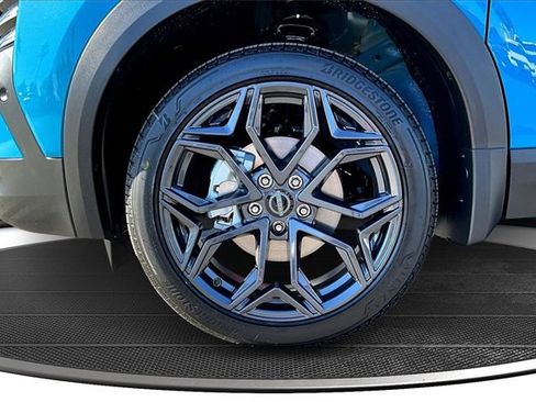 New 2026 Nissan Kicks SR image 13