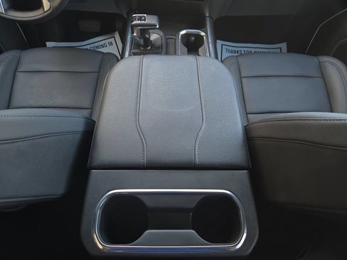 Used 2023 Chevrolet Silverado 1500 LTZ AWD/4WD image 14