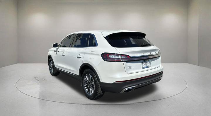 Used 2023 Lincoln Nautilus Reserve FWD image 4