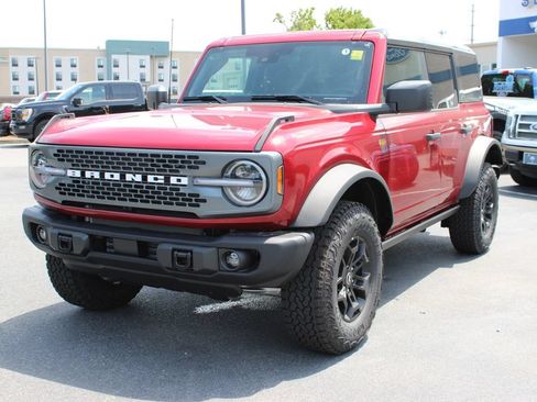 New 2026 Ford Bronco Badlands AWD/4WD image 13