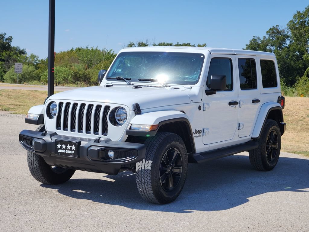 Used 2021 Jeep Wrangler Unlimited Sahara AWD/4WD image 3