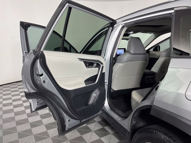 Used 2023 Toyota RAV4 XLE Premium FWD image 41