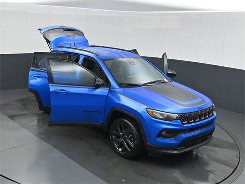 New 2026 Jeep Compass Latitude image 50