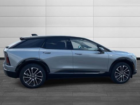 New 2025 Cadillac Optiq Sport 1 image 6