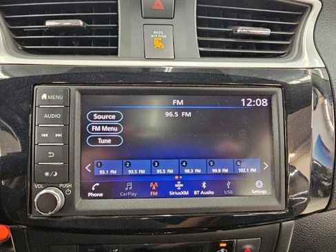 Used 2019 Nissan Sentra SV w/ Special Edition Package FWD image 16