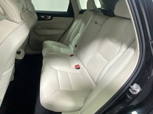 Used 2024 Volvo XC60 B5 Plus w/ Protection Package Premier AWD/4WD image 14
