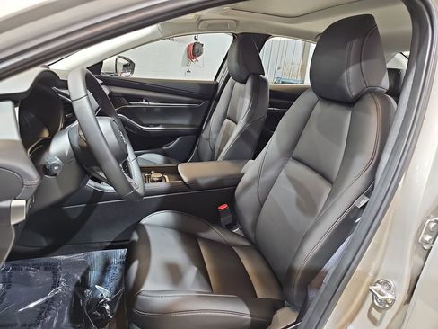 New 2026 MAZDA MAZDA3 2.5 S Sedan w/ Preferred Pkg image 14