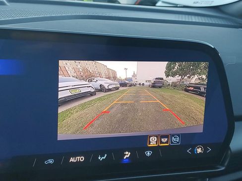 New 2026 Chevrolet Equinox EV LT image 23