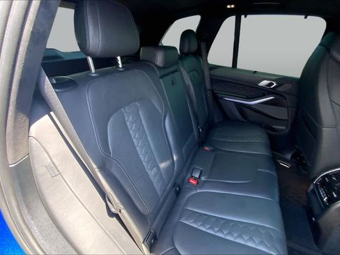 Used 2022 BMW X5 M w/ Executive Package AWD/4WD image 19
