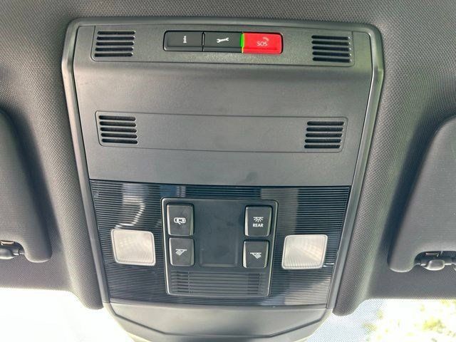 Used 2025 Volkswagen Jetta Sport FWD image 41
